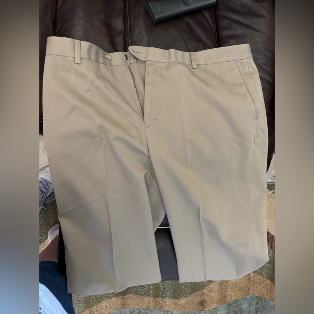 Kirkland Signature Men’s Khaki Dress Pants - Straight Leg